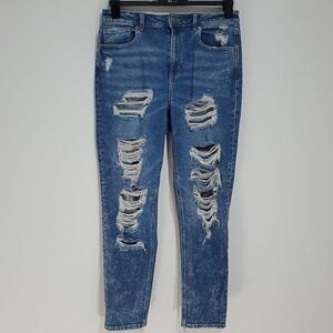AMERICAN Eagle 31x28 high rise size 8 stretch mom jeans